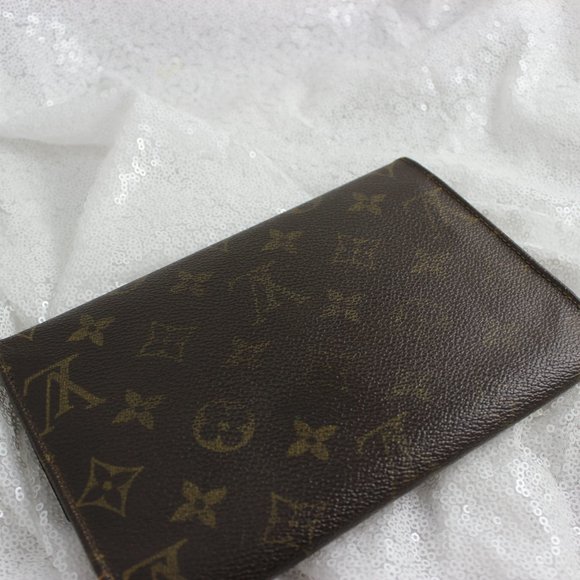 Louis Vuitton WOC - Monogram - Picture 9 of 14